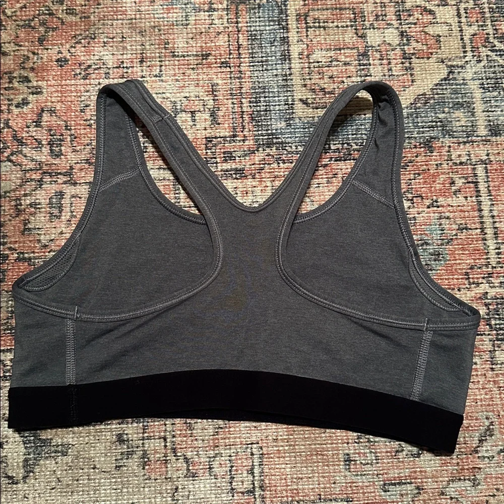 Nike Pro Women's Charcoal Sports Bra medium